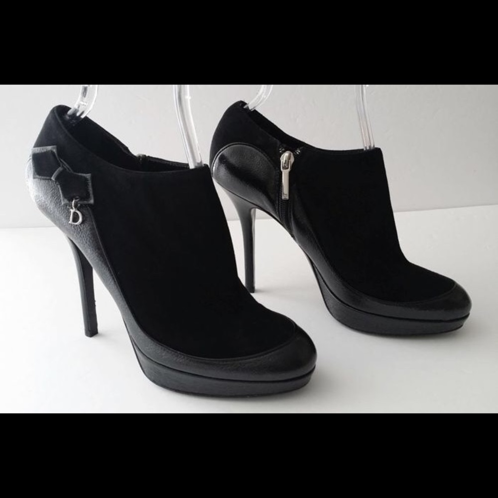 Christian Dior Sz 6 black suede bowtie booties